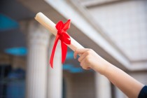 2024年广东医科大学在广东计划招生人数（附学费及专业录取分）