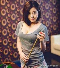 大侠们谁知道当年邓肯因为“笑裁判”而连吃两个技术犯归被罚出场外的具体情况吗？世界上骨架最大的人是谁